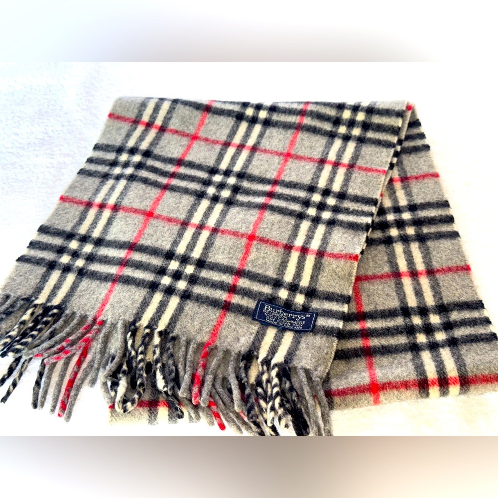 Burberry Vintage Gray Nova Check, Unisex.